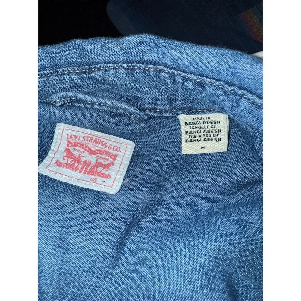 Vtg Levi's KID ROCK Women Denim Shirt‎ M Blue Graphic Pearl Snap up-cycled piece
